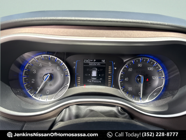 Used 2023 Chrysler Voyager LX FWD image 46