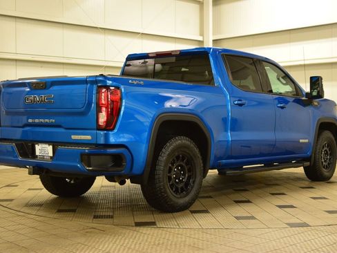 Used 2022 GMC Sierra 1500 Elevation w/ Elevation Premium Package AWD/4WD image 8