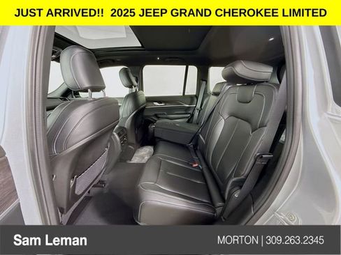 New 2025 Jeep Grand Cherokee Limited w/ Black Appearance Package image 25