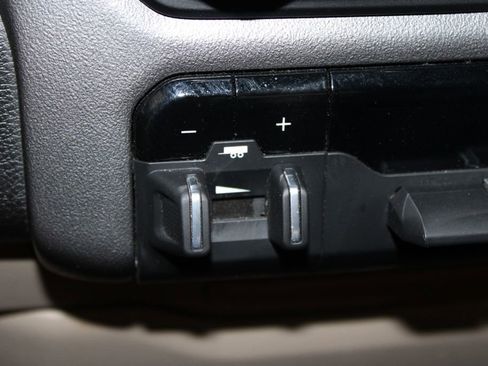 Used 2022 RAM 3500 Big Horn image 43