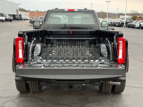 New 2026 Ford F350 4x4 Regular Cab DRW Super Duty image 33