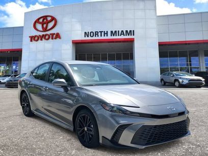 Used 2025 Toyota Camry SE w/ Multimedia Upgrade Package