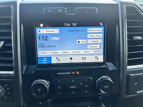 Used 2016 Ford F150 XLT w/ Equipment Group 302A Luxury AWD/4WD image 19