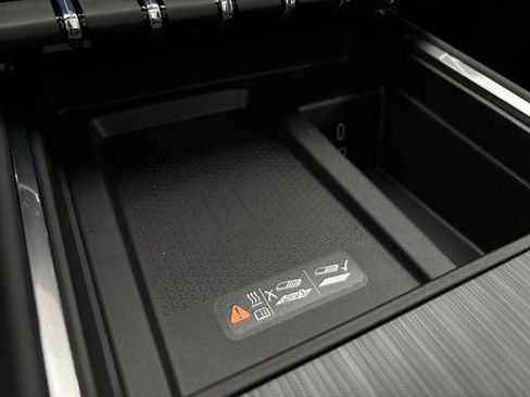 New 2026 GMC Acadia Elevation w/ Elevation Premium Package image 32