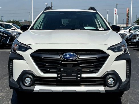 Used 2024 Subaru Outback Limited AWD/4WD image 2