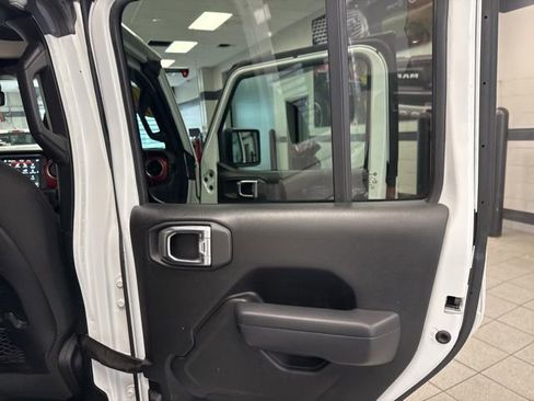 Used 2022 Jeep Wrangler Unlimited Rubicon w/ LED Lighting Group image 33