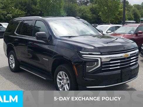 Used 2025 Chevrolet Tahoe LT AWD/4WD image 3