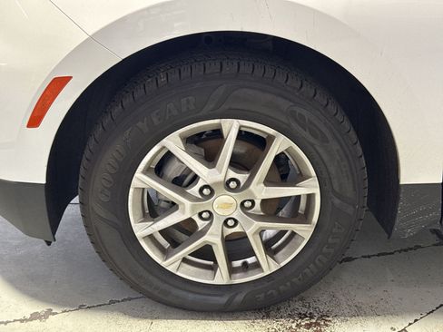 Used 2023 Chevrolet Equinox LS FWD image 13