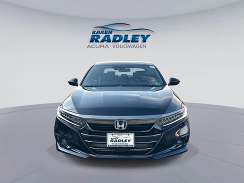 Used 2022 Honda Accord Sport image 6