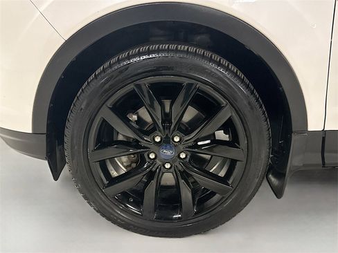 Used 2018 Ford Escape SE w/ SE Sport Appearance Package image 35