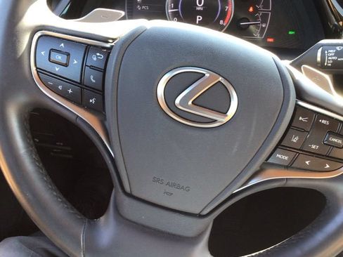 Used 2022 Lexus ES 350 w/ Premium Package FWD image 10
