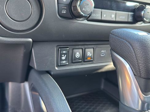 New 2026 Nissan Frontier SV w/ SV Convenience Package image 24