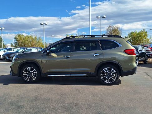 Used 2023 Subaru Ascent Touring AWD/4WD image 6
