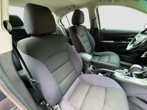Used 2014 Chevrolet Cruze LT FWD image 27