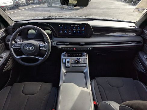 Used 2025 Hyundai Palisade Calligraphy image 18
