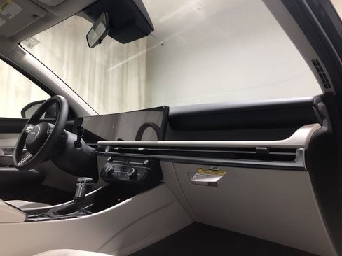 New 2026 Hyundai Tucson SE image 13