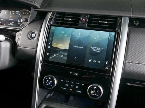 Certified 2023 Land Rover Discovery S R-Dynamic AWD/4WD image 14