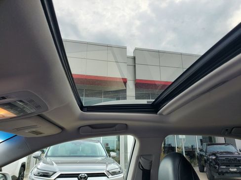 Used 2010 Lexus RX 350 AWD image 15