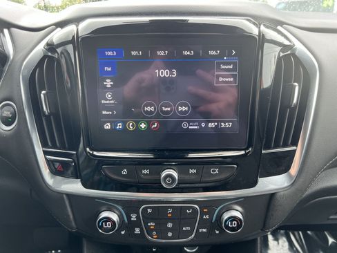Used 2023 Chevrolet Traverse LT AWD/4WD image 18