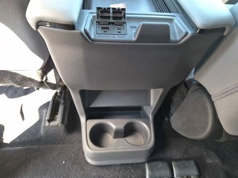 Used 2023 Toyota Sienna XLE image 30