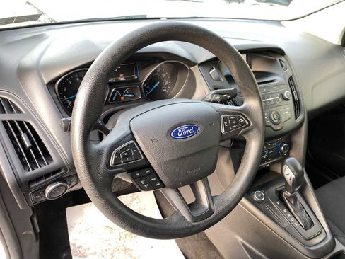 Used 2017 Ford Focus SE image 17