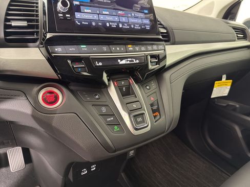 New 2026 Honda Odyssey EX-L image 25