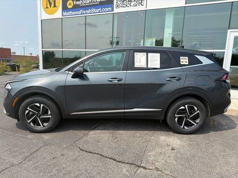 Certified 2023 Kia Sportage LX AWD/4WD image 3