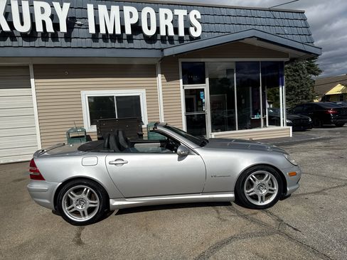 Used 2004 Mercedes-Benz SLK 32 AMG w/ Lighting Pkg image 22