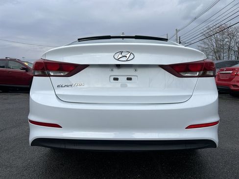 Used 2018 Hyundai Elantra SEL FWD image 5