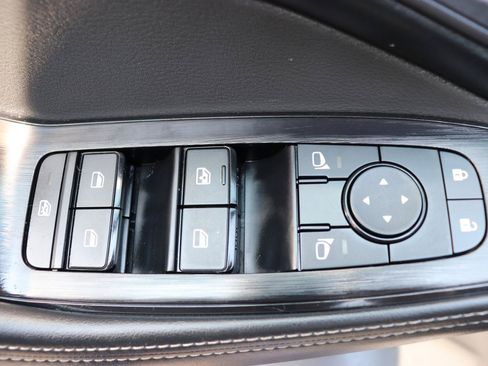 Used 2026 Nissan Rogue SV AWD/4WD image 45