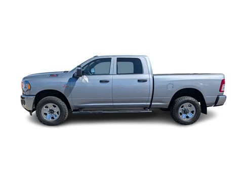 Used 2024 RAM 3500 Tradesman w/ Chrome Appearance Group AWD/4WD image 3