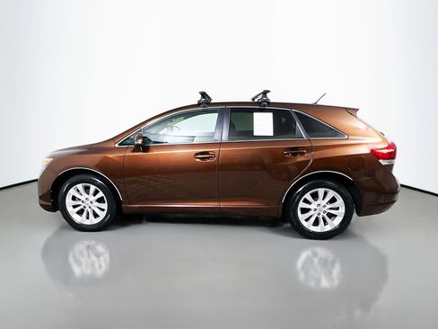 Used 2014 Toyota Venza LE image 9