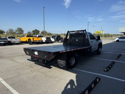 Used 2020 Chevrolet Silverado 3500 W/T w/ WT Convenience Package image 2