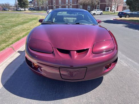 Used 2000 Pontiac Firebird Formula w/ Opt Pkg RWD image 2