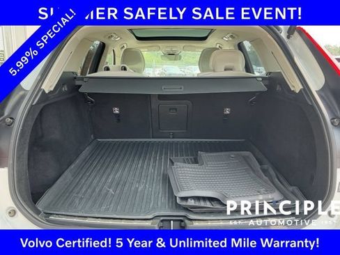 Certified 2023 Volvo XC60 B5 Plus w/ Climate Package AWD/4WD image 15