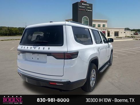 Used 2024 Jeep Wagoneer 2WD w/ Convenience Group I image 11