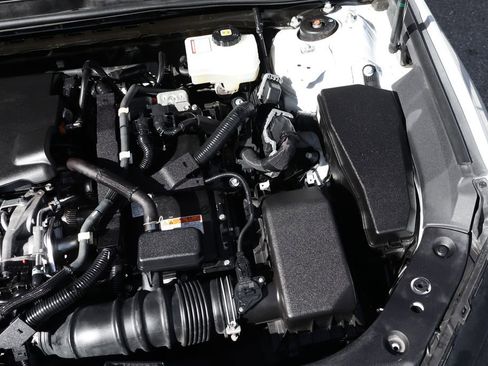 Used 2020 Toyota Avalon XSE FWD image 13