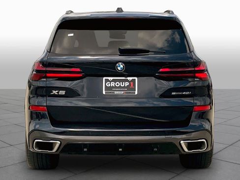 Used 2025 BMW X5 sDrive40i w/ M Sport Package RWD image 4
