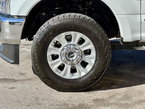 Used 2022 Ford F250 XLT w/ XLT Value Package image 7