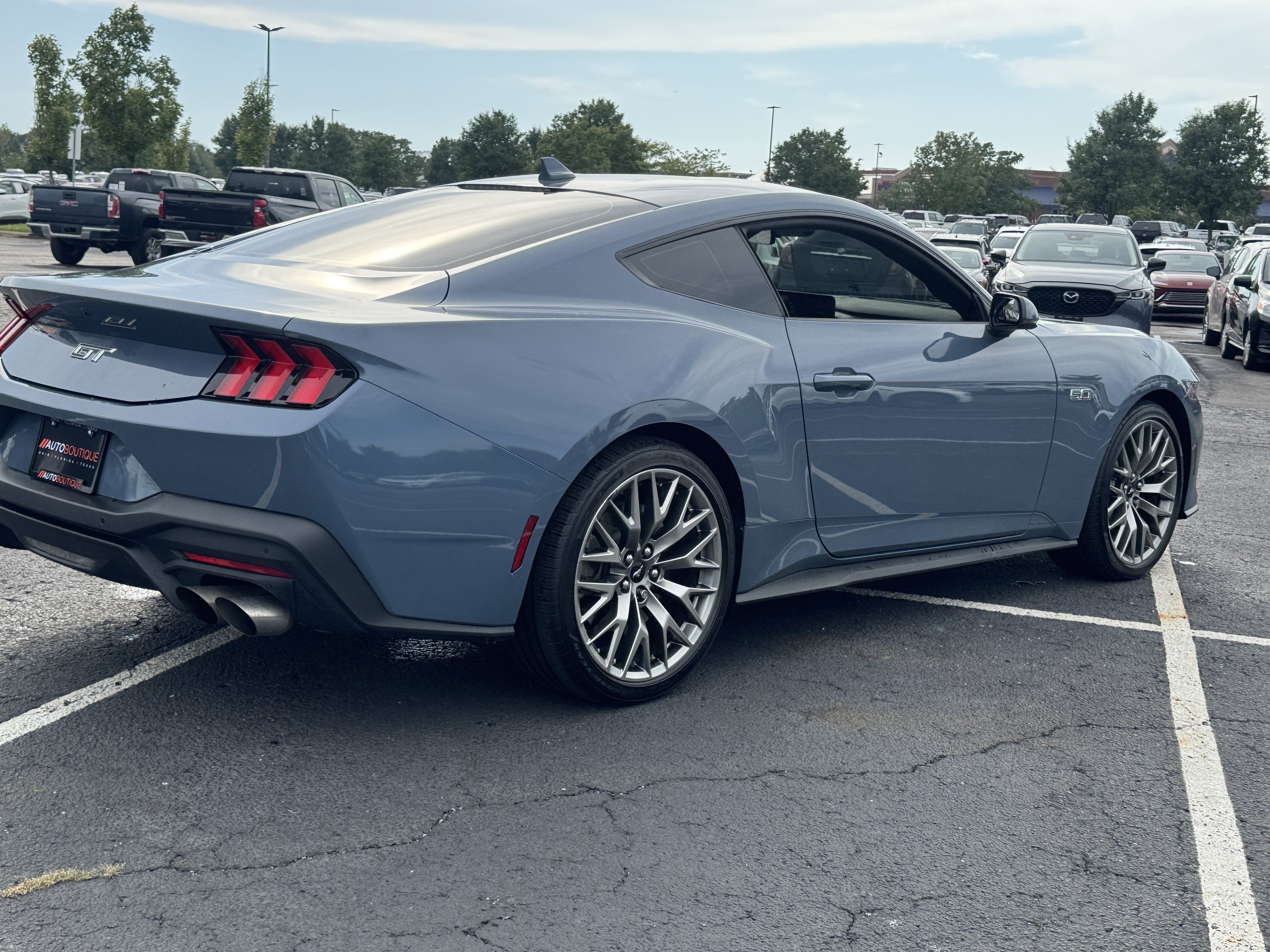 Used 2025 Ford Mustang GT Premium RWD image 11