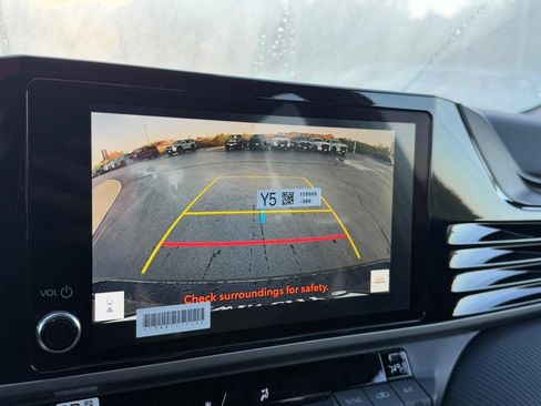 New 2026 Toyota Camry Hybrid image 15