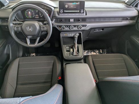 Used 2025 Honda CR-V Sport image 17