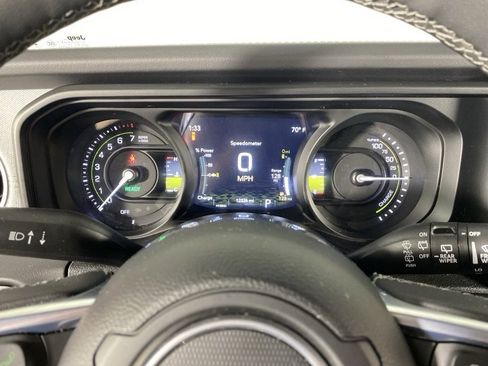 Used 2025 Jeep Wrangler Backcountry image 23