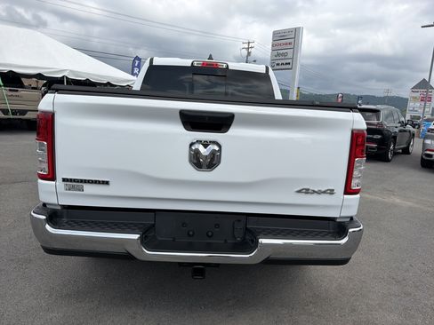 Used 2024 RAM 1500 Big Horn AWD/4WD image 7