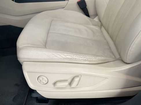 Used 2018 Audi Q5 2.0T Premium Plus w/ Premium Plus Package image 12