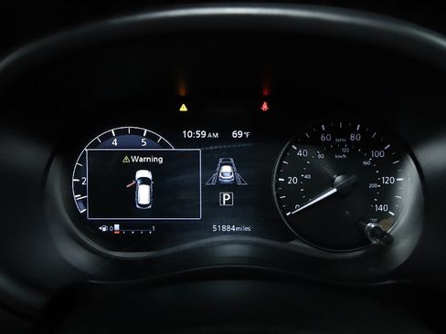 Certified 2023 Nissan Kicks SR FWD image 26