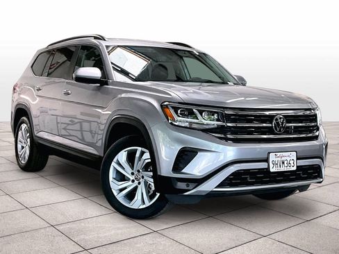 Used 2023 Volkswagen Atlas SE AWD/4WD image 2
