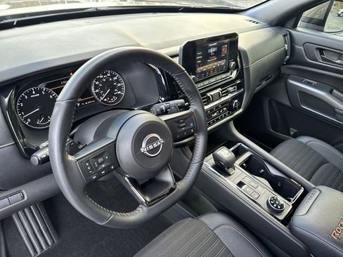 Used 2024 Nissan Pathfinder Rock Creek AWD/4WD image 17