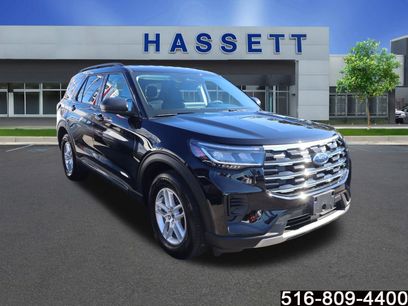 Used 2025 Ford Explorer Active
