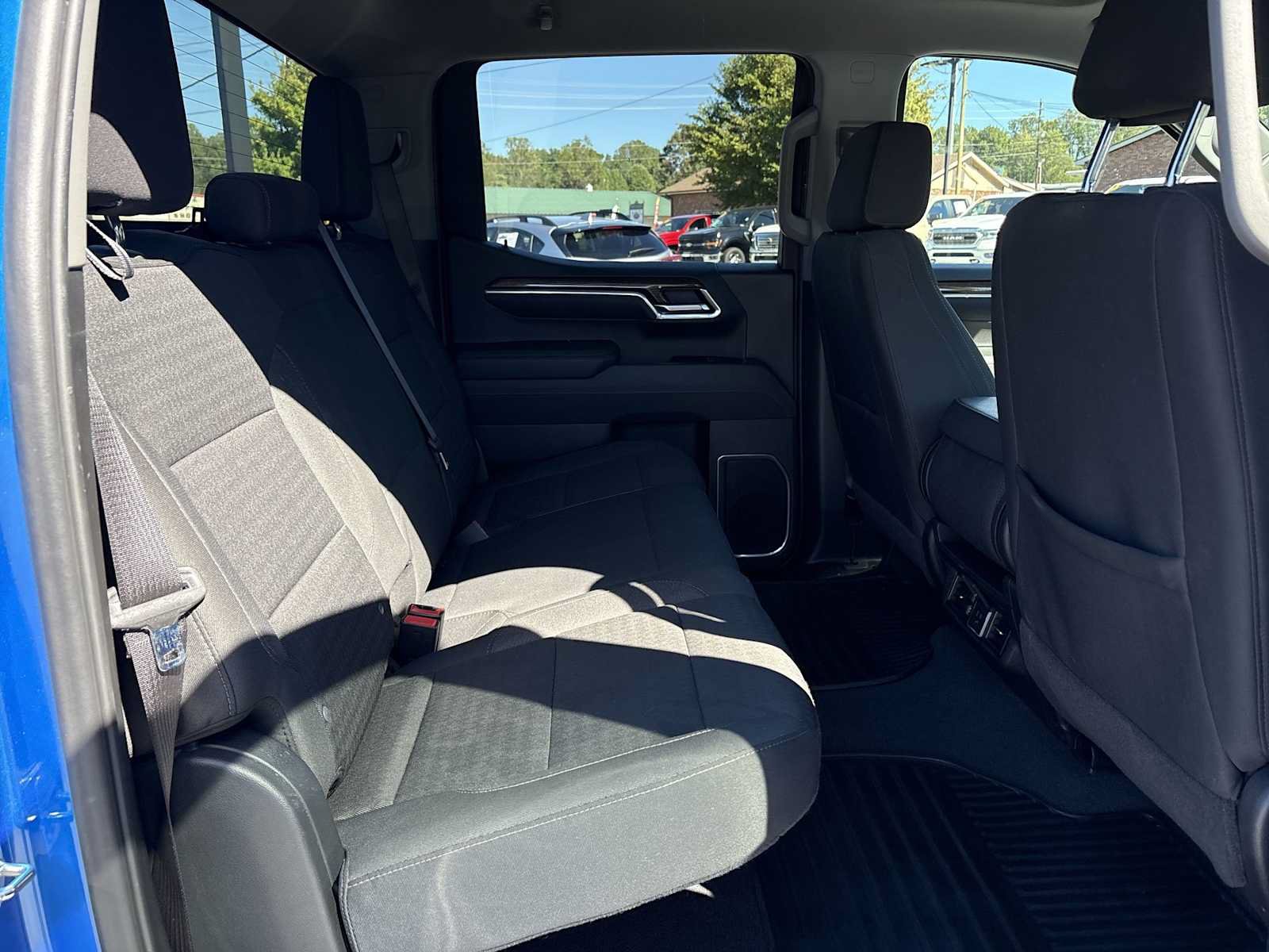 Used 2025 Chevrolet Silverado 1500 LT AWD/4WD image 26